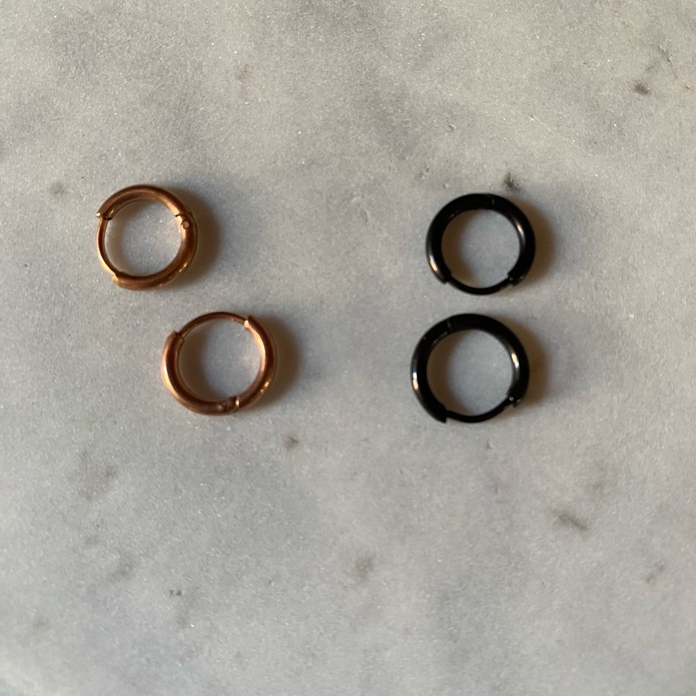 Two pair small hoop earrings